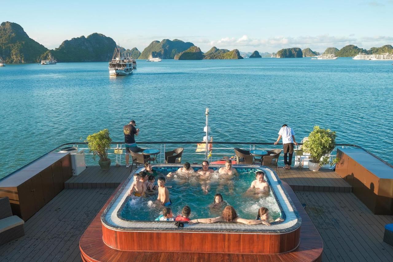 La Casta Cruise Hotel Ha Long Bagian luar foto